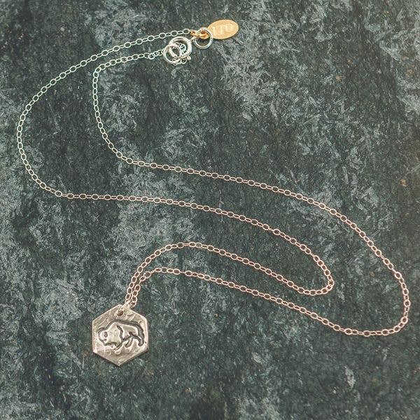 Felicity Jewelry Designs – Colar pingente/pendente por atacado – Colar Bison Búfalo em Prata1