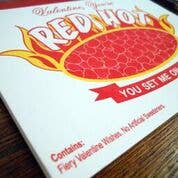 a. favorite design – Engroshandel Valentinsdagskort – Rød Hot Valentine1