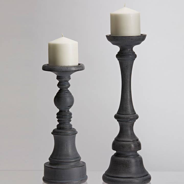 Ensemble de bougeoir pilier gris pour la vente par Drew Derose Design