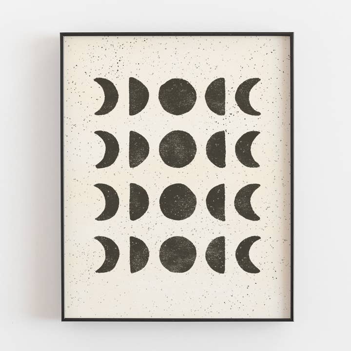 Stampa artistica da parete fasi lunari - nero crema per la vendita all'ingrosso da parte di Rare Bird Co. + Pauline Stanley Studio