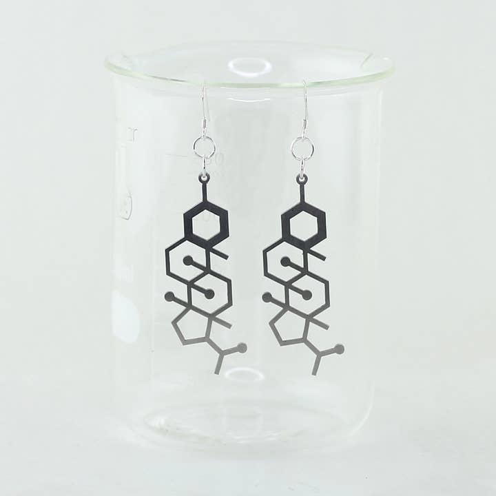 Boucles d'oreilles molécule de progestérone pour la vente par Sorcery Science