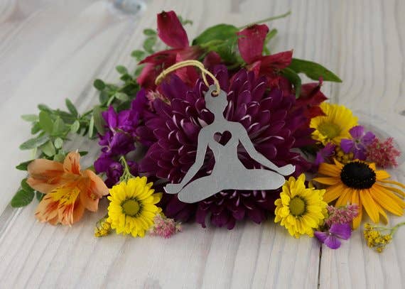 Iron Maid Art – wholesale Prydnad – lotus yoga pose metall semester gåva jul prydnad2