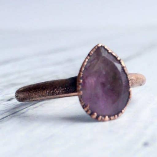 Lilla Ametist Och Koppar Ring för wholesale av HAWKHOUSE