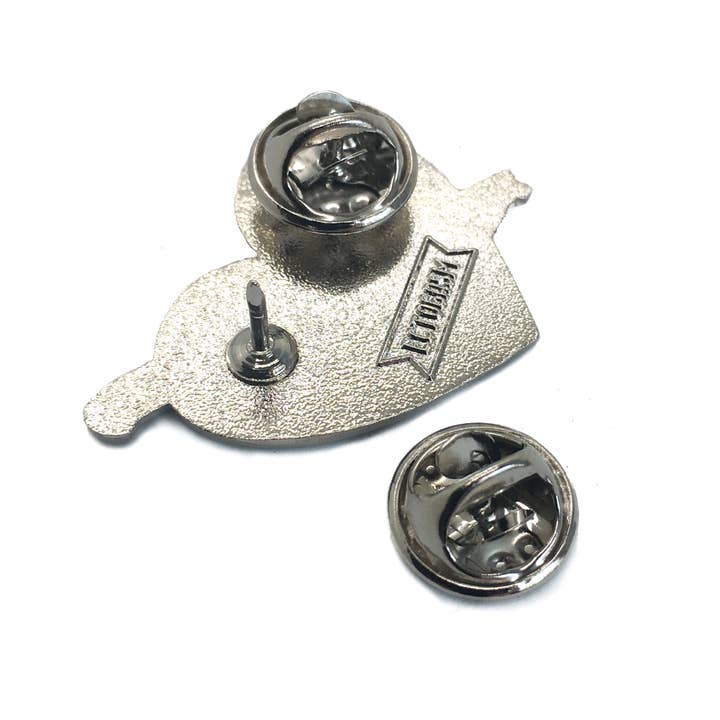 Ectogasm - Wholesale Lapel Pin/Button - "Horror Movies" Knife and Heart Silver Enamel Pin2