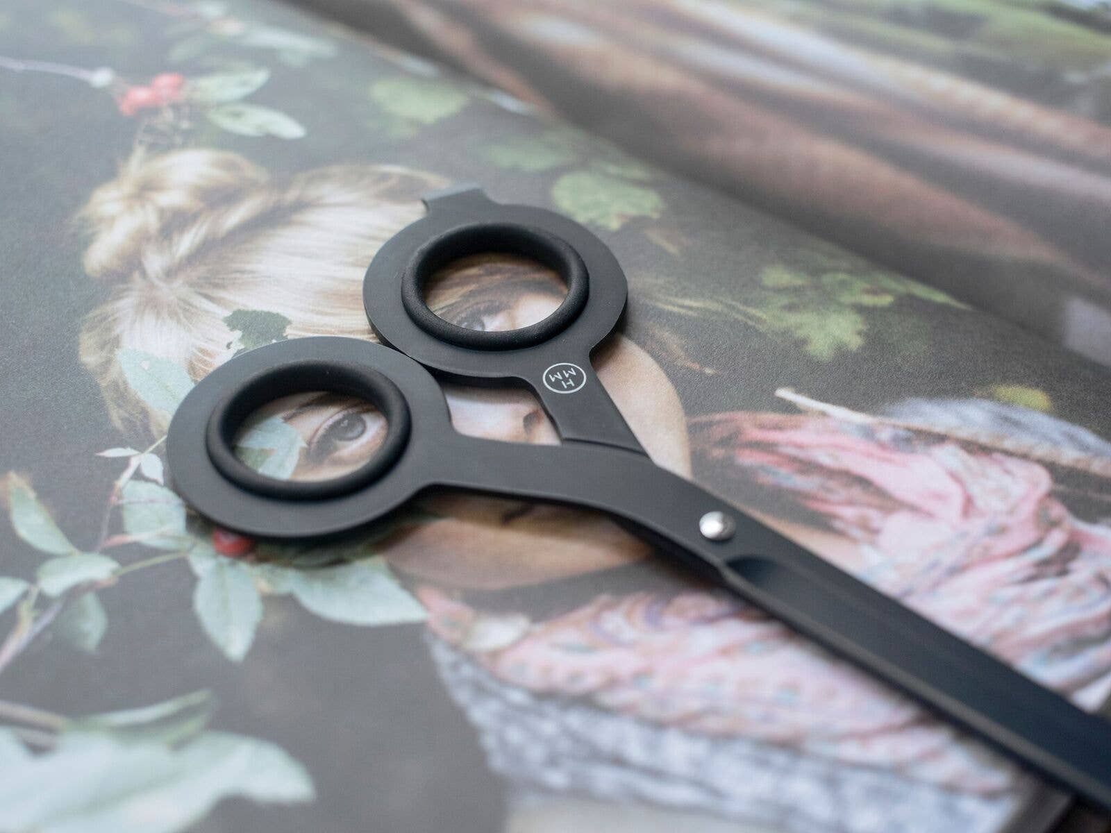 HMM - Wholesale Scissors - Black Scissors9