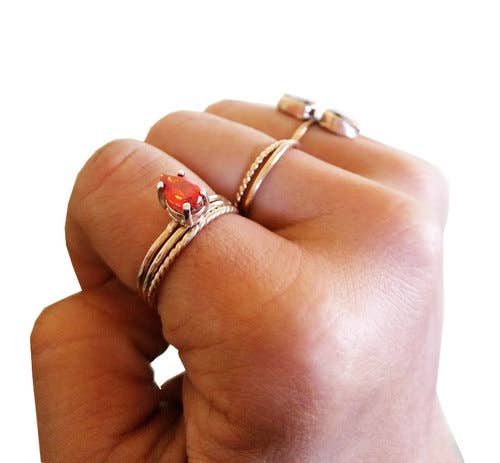 Sweet 1985 - Wholesale Single Stone/Solitaire Ring - Fiery Pear Ring4