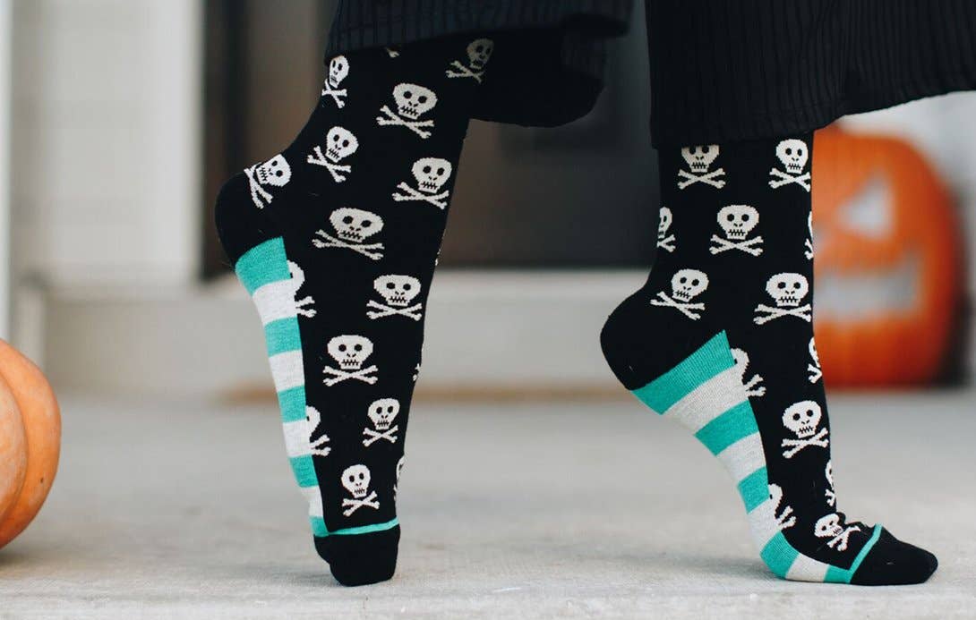 Woven Pear - Vente Chaussettes – femme - Chaussettes Crew, Skull and Crossbones1