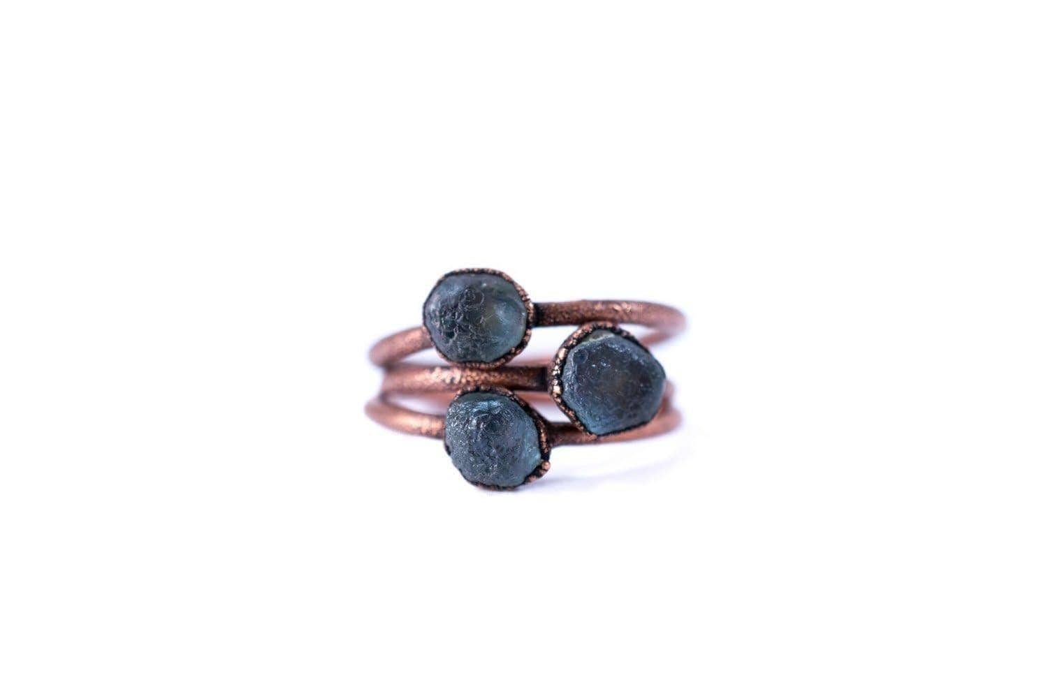 HAWKHOUSE - Wholesale Single Stone/Solitaire Ring - Raw Blue Sapphire Ring1
