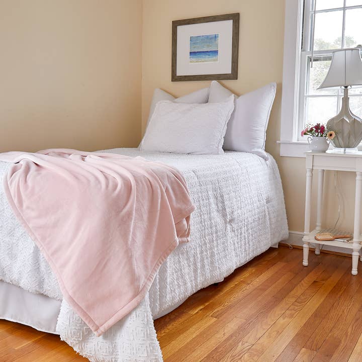 60” x 96” Extra Long Twin Blanket for wholesale by American Blanket Company