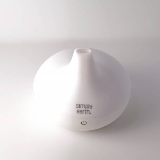 Simply Earth - Wholesale Electronic Diffuser - Glow Essential Oil Diffuser (80ml)
