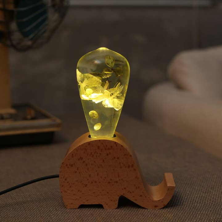 EP Design Lab - Wholesale Light Bulb/Puck - EP LIGHT Resin White Hydrangea Led Bulb5