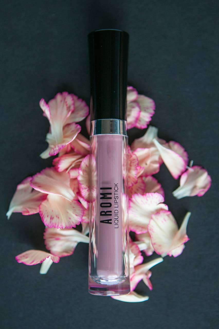 Aromi - Wholesale Lipstick - Toasted Almond Liquid Lipstick4