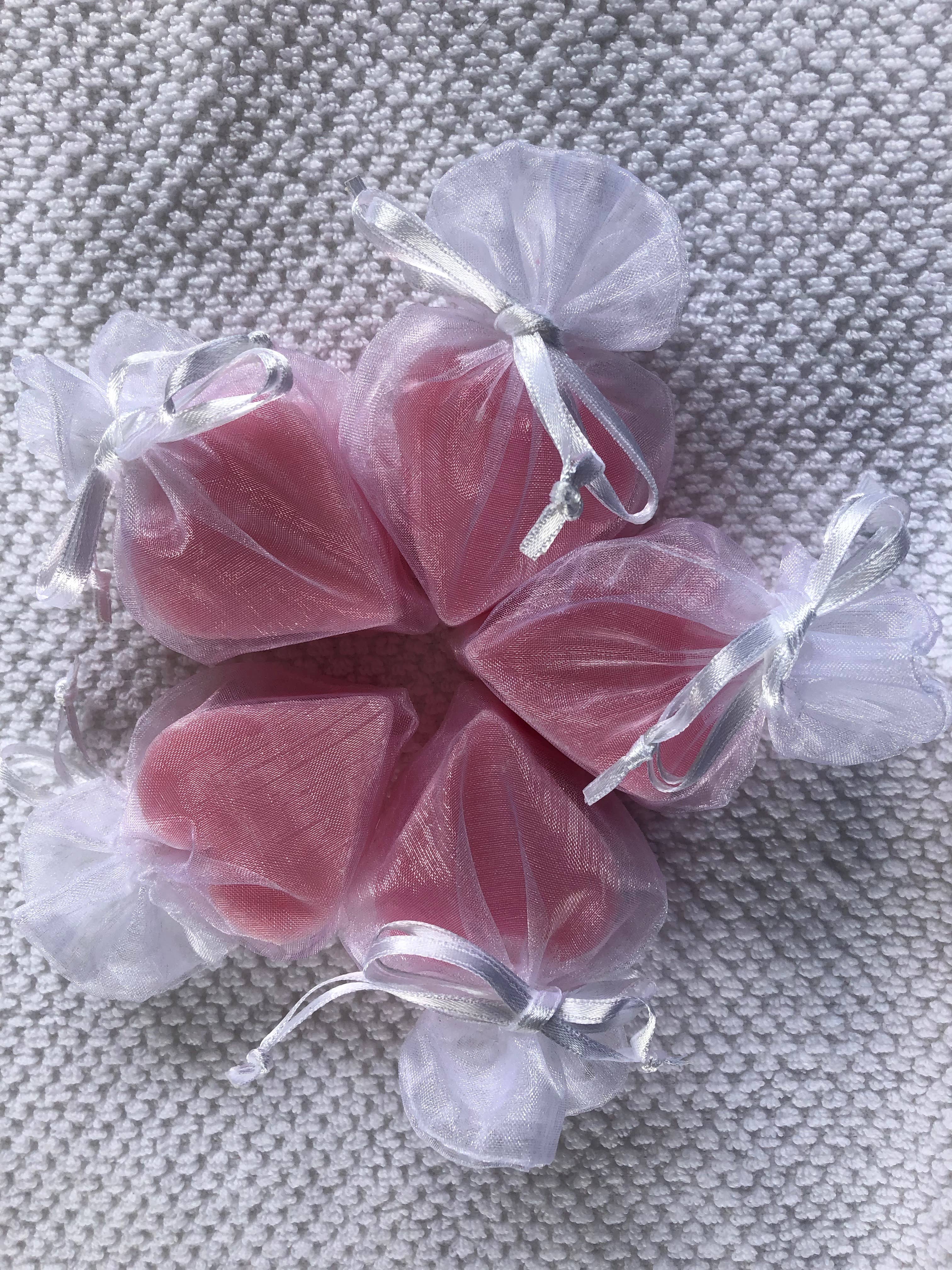 La Belle France - Wholesale Bar Soap - Tiny Heart Soaps wrapped in Organza Gift Bag6