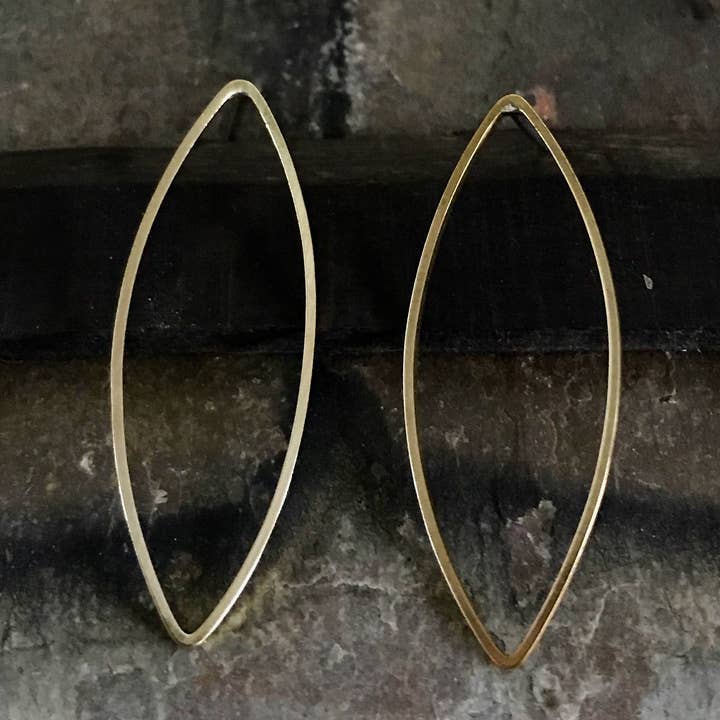 Marquis Studs - Large for wholesale by Tiny Anvil