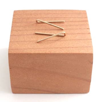 Überliegung mit Kreuz-Slip-On-Ohrringe — 14 k Goldfüllung für den Großhandel von YEAR 901