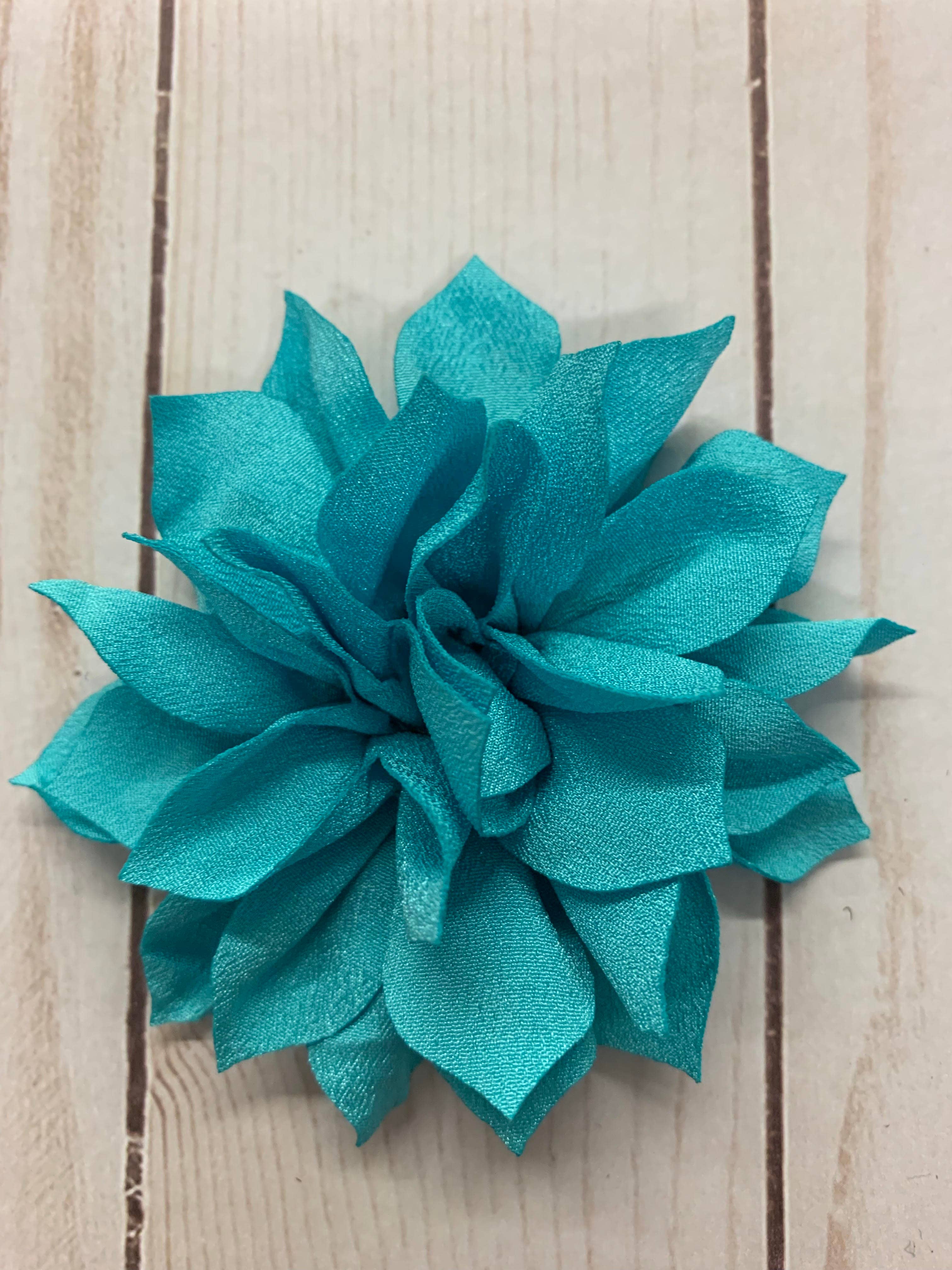 Rachel's Ribbons - Wholesale Hair Clip - Kids - Lily Flower Clip - Medium12