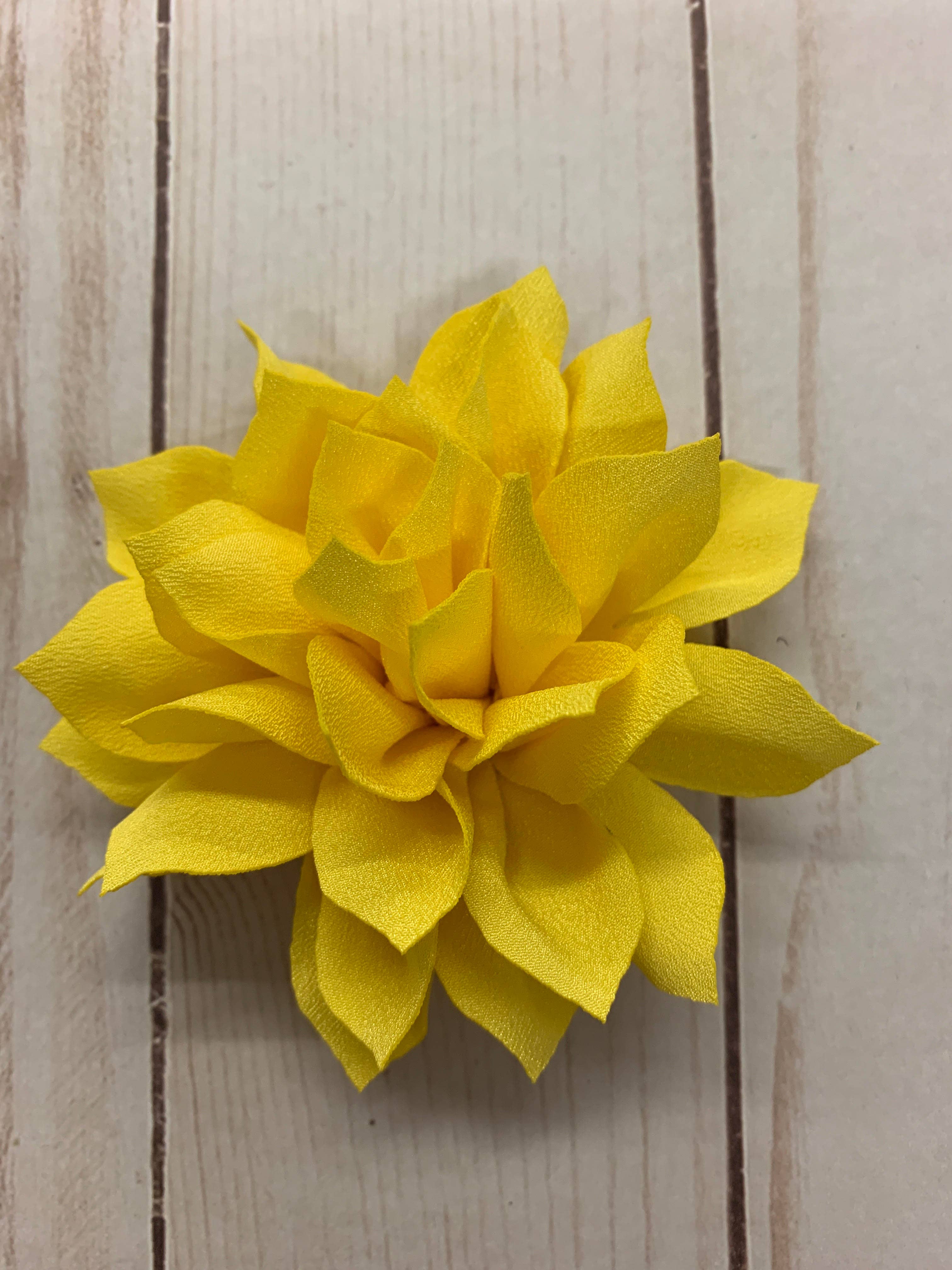 Rachel's Ribbons - Wholesale Hair Clip - Kids - Lily Flower Clip - Medium9