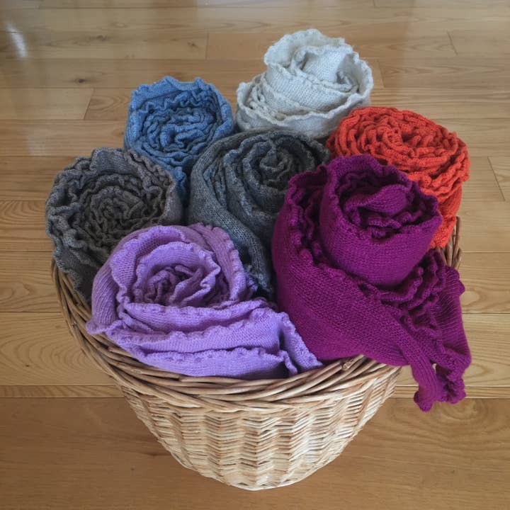 Margolis Pineo Italia - Wholesale Scarf - Women's - NEW PALETTE! CASHMERE BLEND SORAYA TRAVEL SCARF/SHAWL