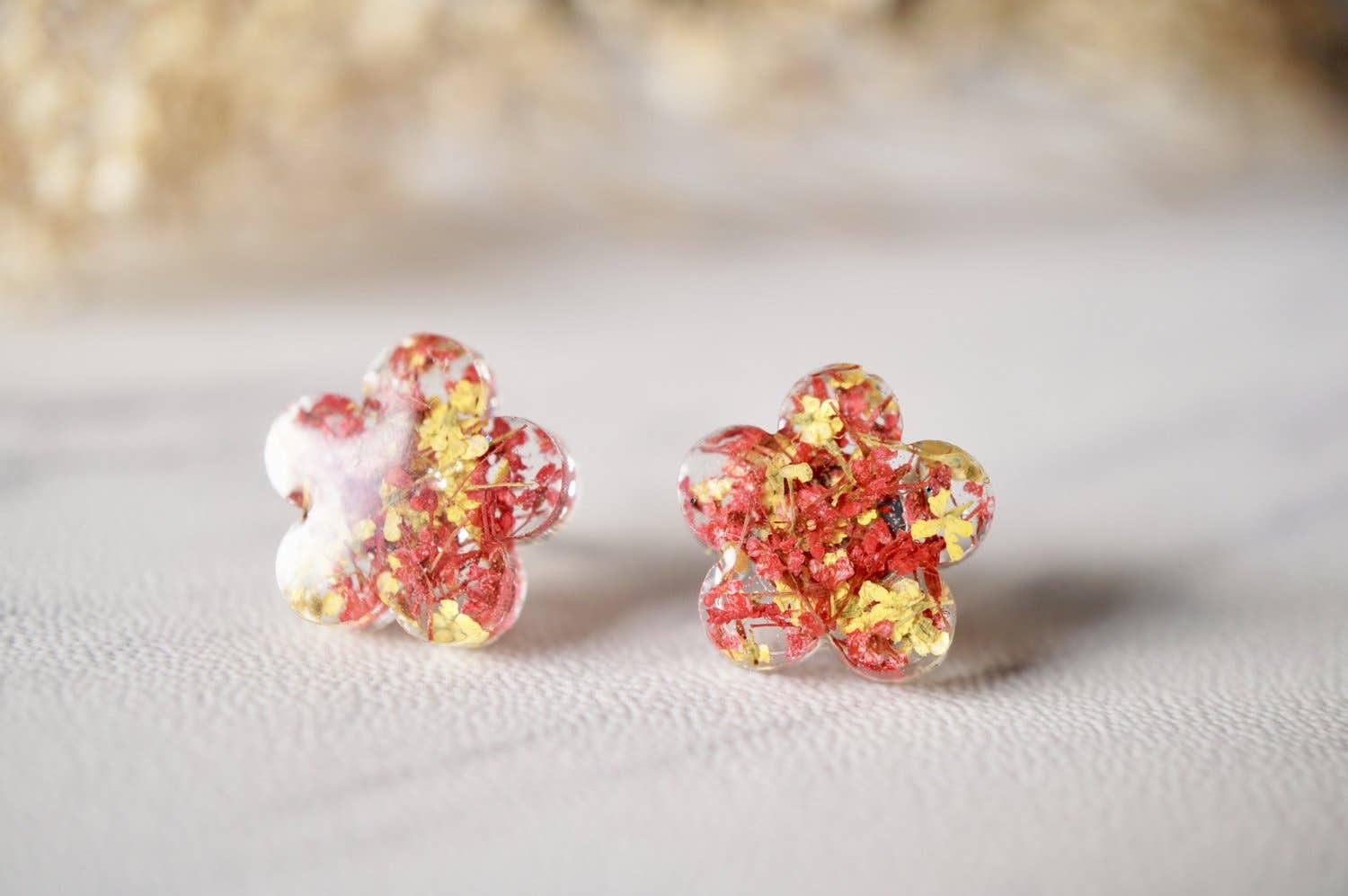 Ann + Joy - Wholesale Stud/Post Earrings - Flower Shaped Real Dried Flowers and Resin Stud Earrings2