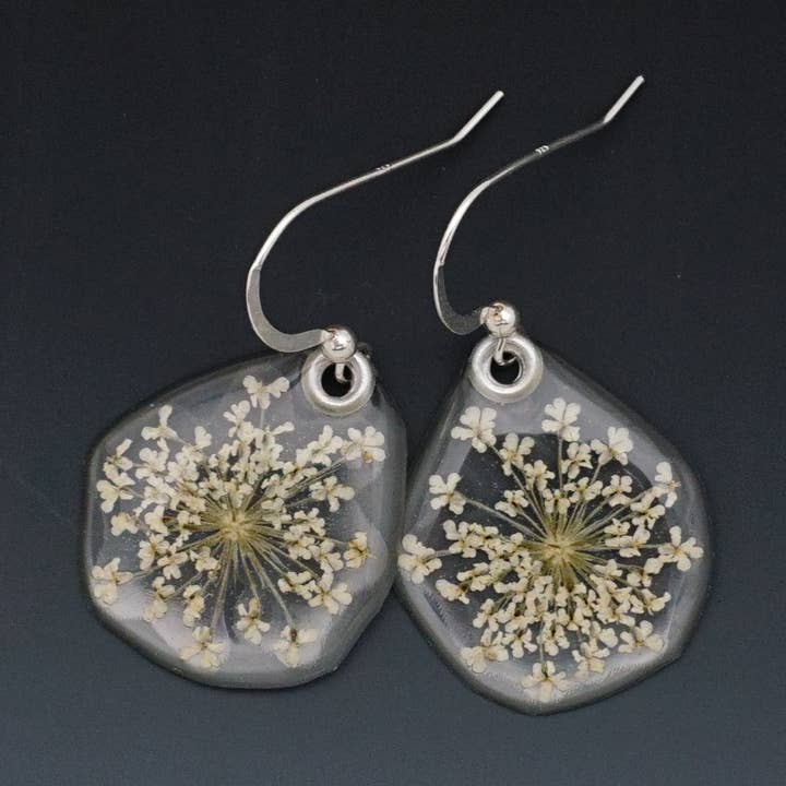 65035 Queen Anne's Lace Flower Earrings for wholesale by Petal Connection