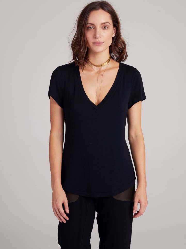 Baby Tee Med Jersey - Black for wholesale by A.Lynn