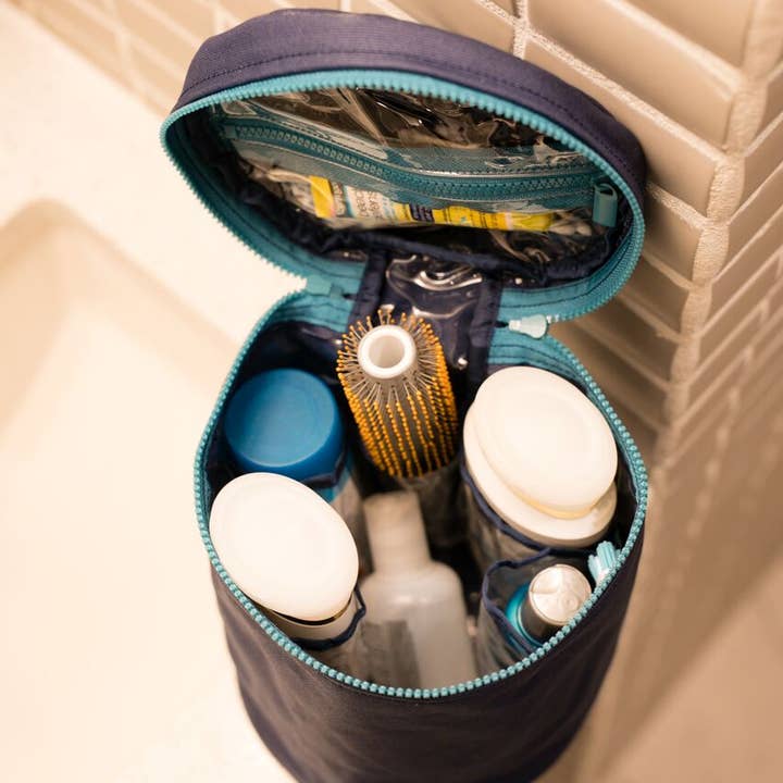 mb greene - Wholesale Toiletry Bag - Women's - Vertical Essential1