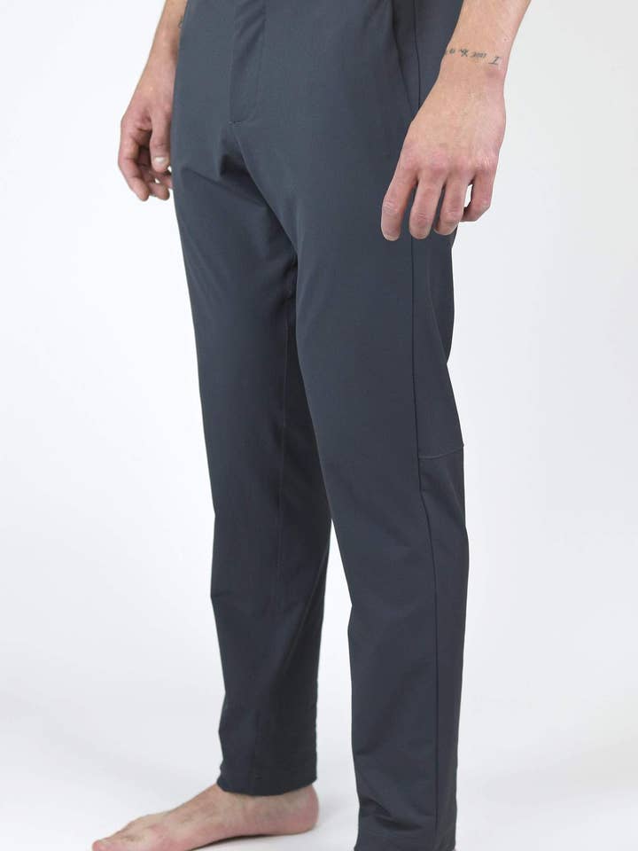 The Action Pant - Nero per la vendita all'ingrosso da parte di Pi Movement