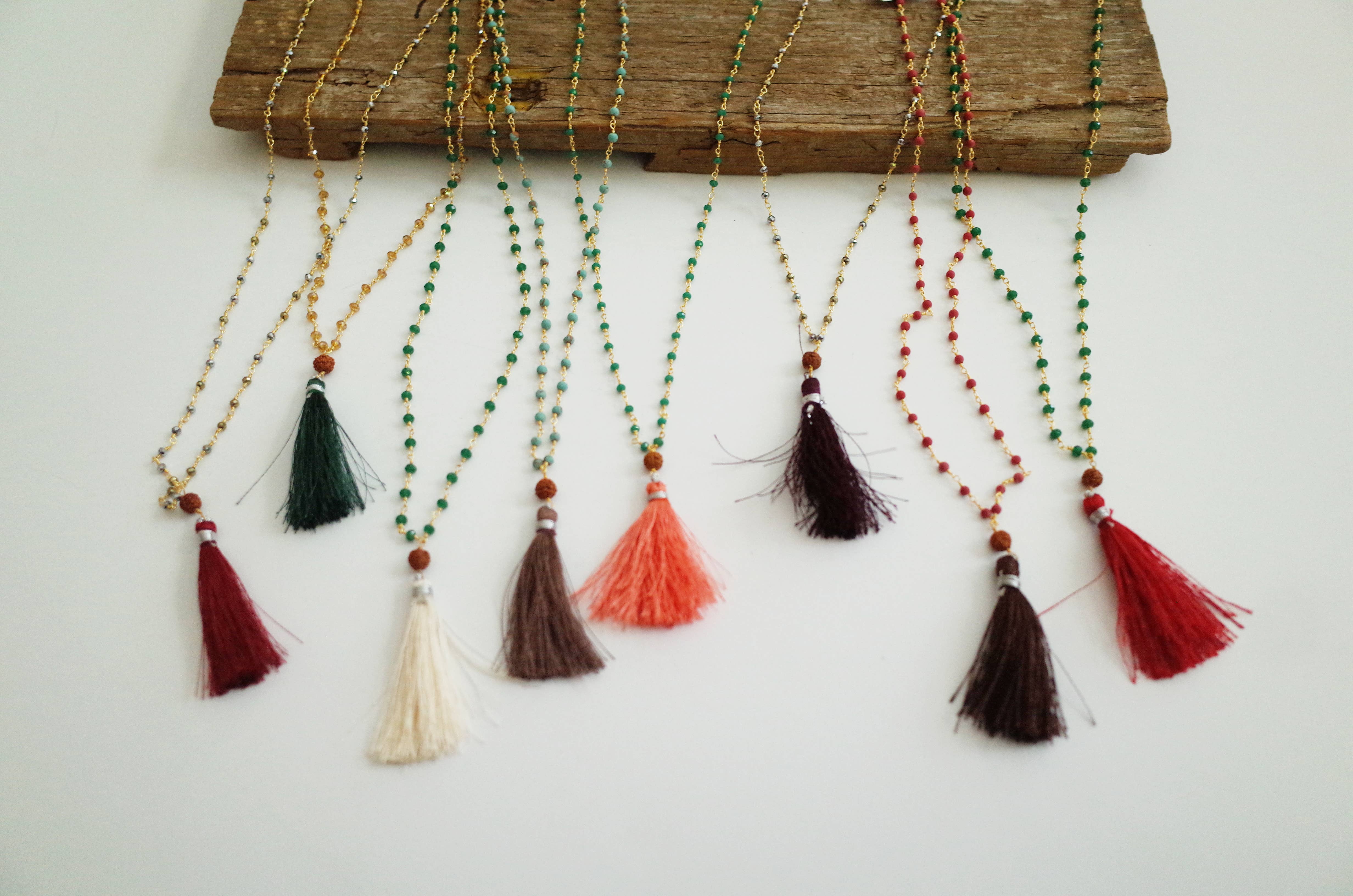 Annahmol – Großhandel Perlenkette – Handgefertigte Sommer-Perlenkette mit Quaste9