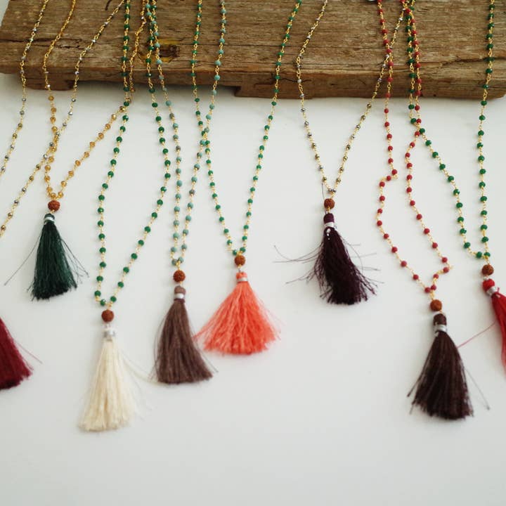 Annahmol - Vendita all'ingrosso Collane di perline/perle - Catena estiva con perline fatta a mano con nappa9