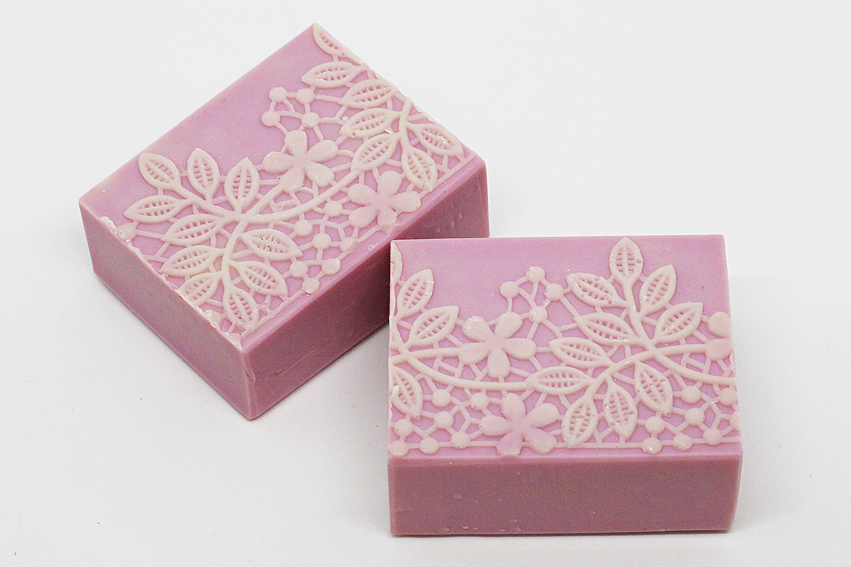 One Leaf Soap - Wholesale Bar Soap - Organic Natural Handmade Soap (Sweet Pea) 5.5oz