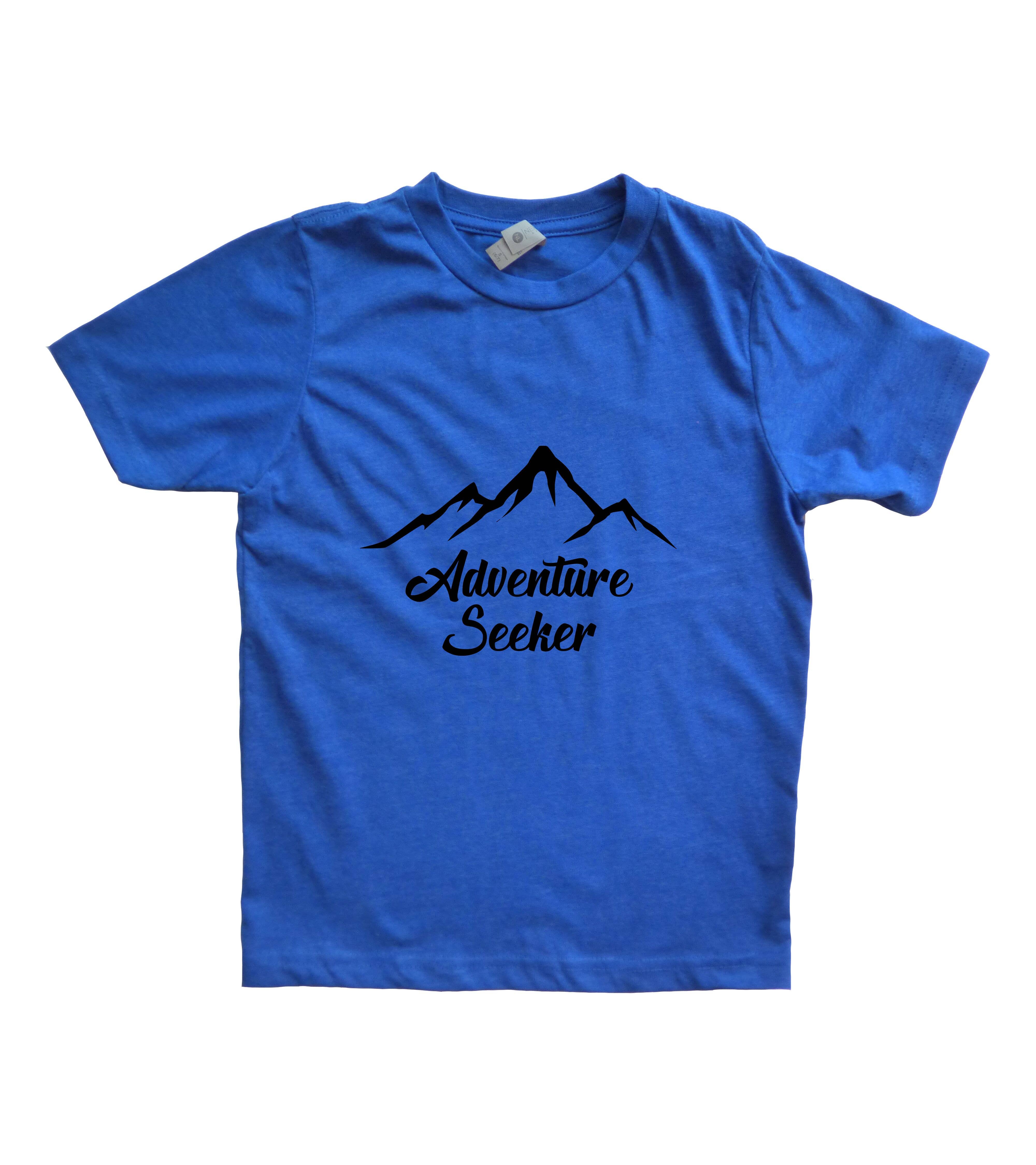 Outdoorable Apparel - Vente T-shirt sérigraphié – enfant - Chemise Adventure Seeker Bleu avec Noir0