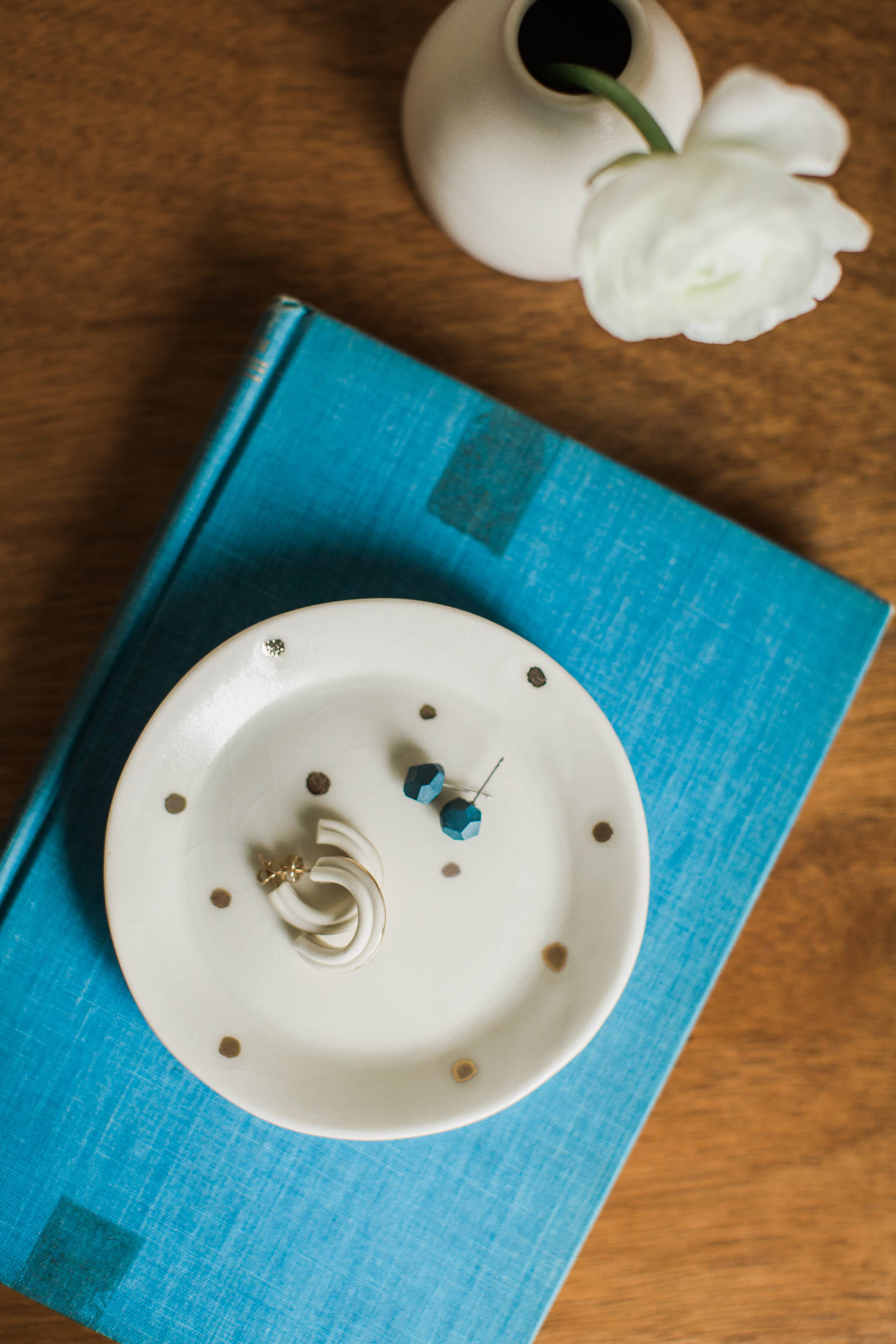 Jenna Vanden Brink Ceramics - Venta al por mayor Pendientes de botón/aretes de poste - Tachuelas facetadas1