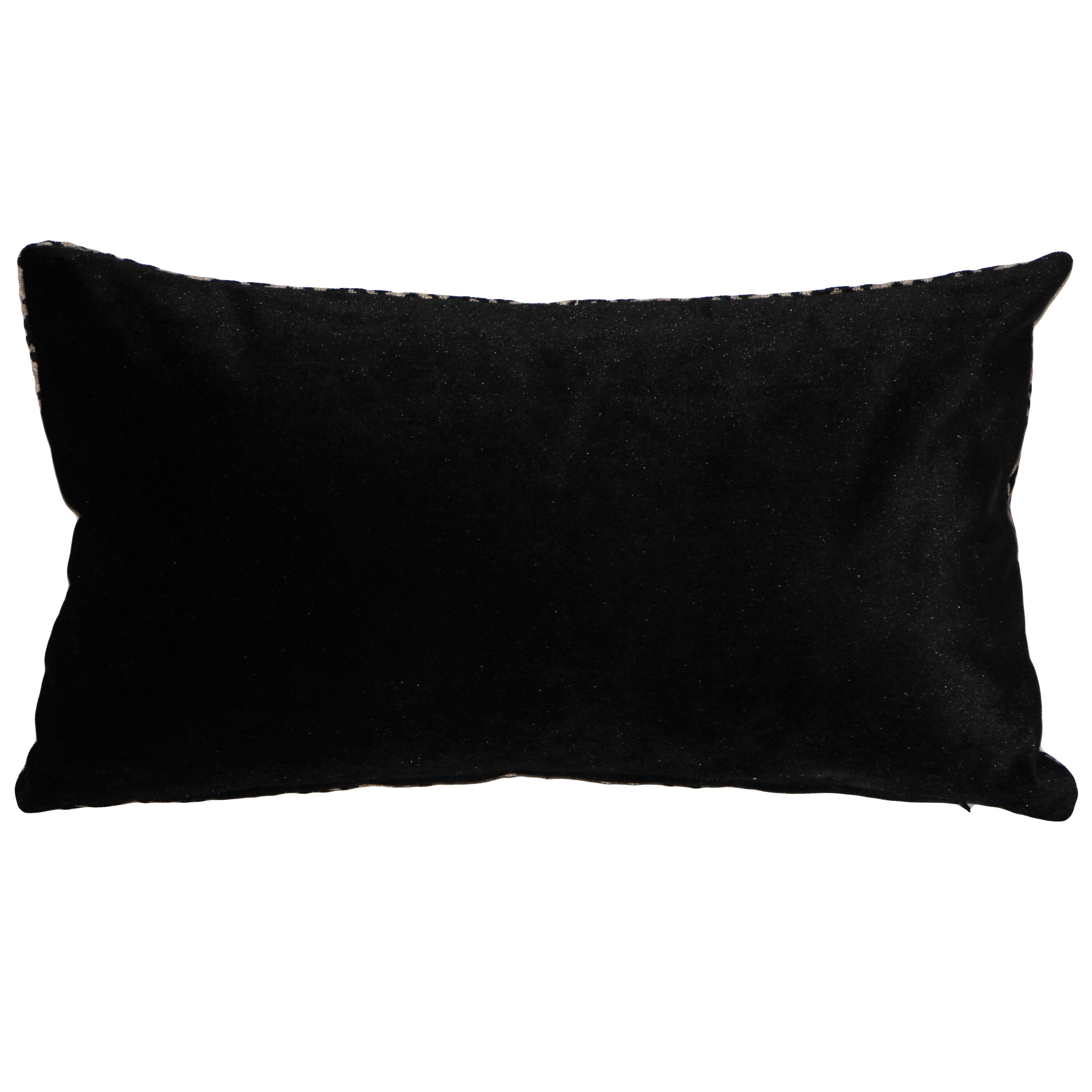 Pillow Decor - Wholesale Throw/Decorative Pillow - 12" x 20" Jager Black Diamond Textured Velvet Throw Pillow1