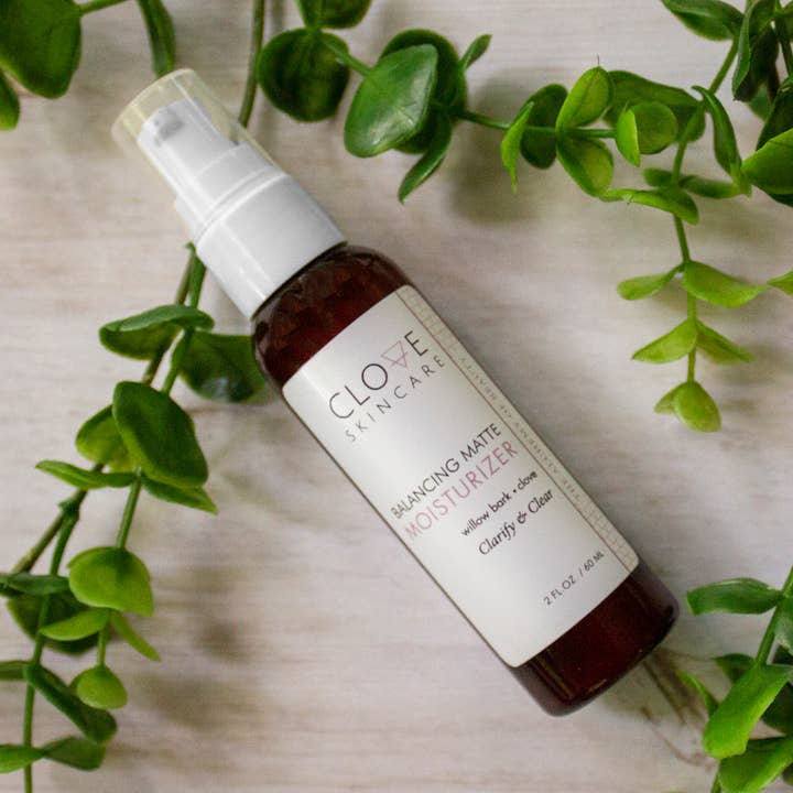 Hydratant mat équilibrant pour la vente par Clove Skincare