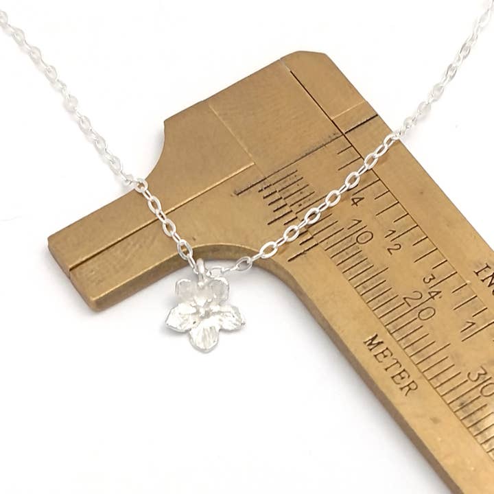 #SSNBlossom - Collana a stratificazione in argento Sterling per la vendita all'ingrosso da parte di Soasa Designs