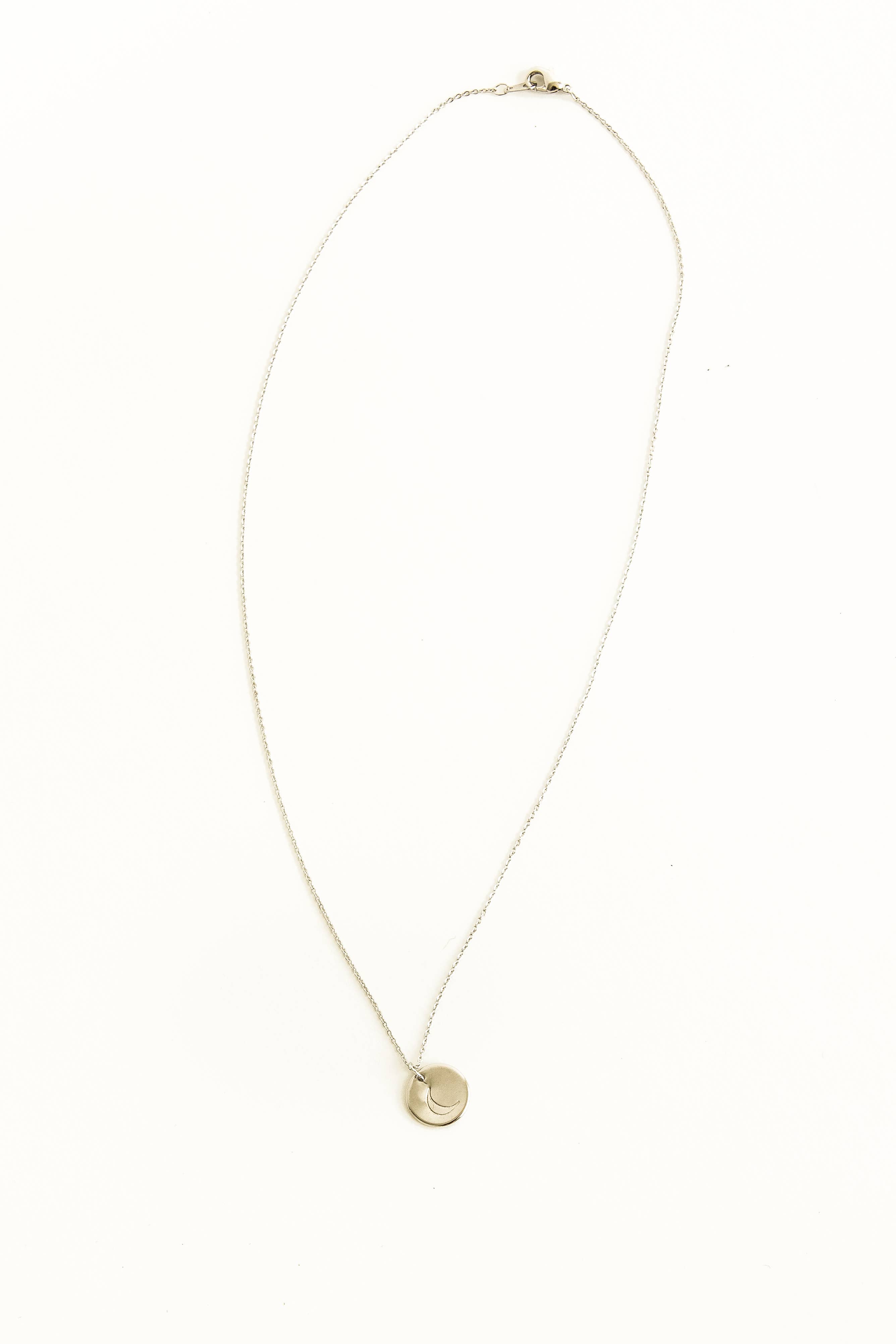 Nautically Northern – Großhandel Kette mit Anhänger/Charm – Mond-Charme-Halskette1