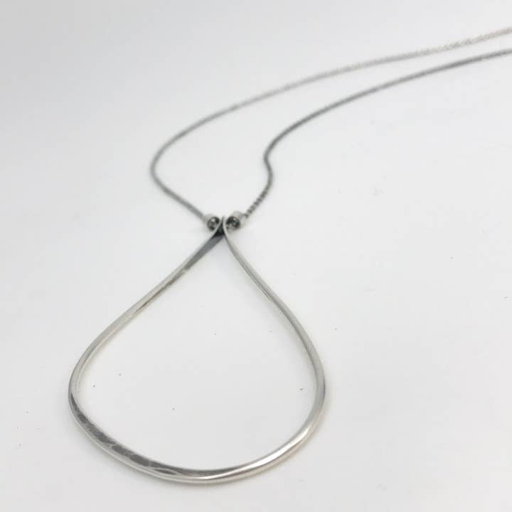 Colar Solo Liminal em Prata Esterlina por atacado de Ginger Meek Allen