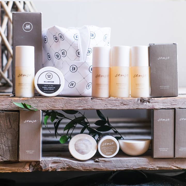 William Roam - Wholesale Bath & Body Set - Sense VIP Travel Bag
