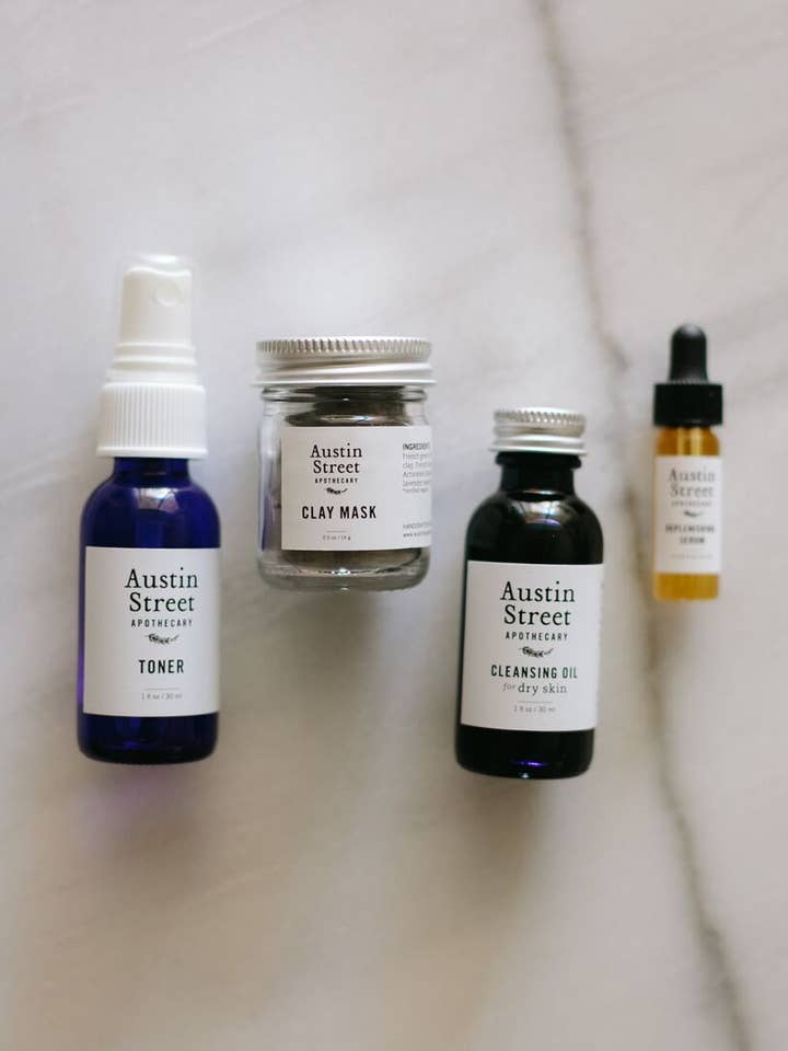Essentials Kit Visage pour la vente par Austin Street Skincare