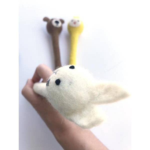 Un lapin mignon crayon Hugger pour la vente par I Must Draw