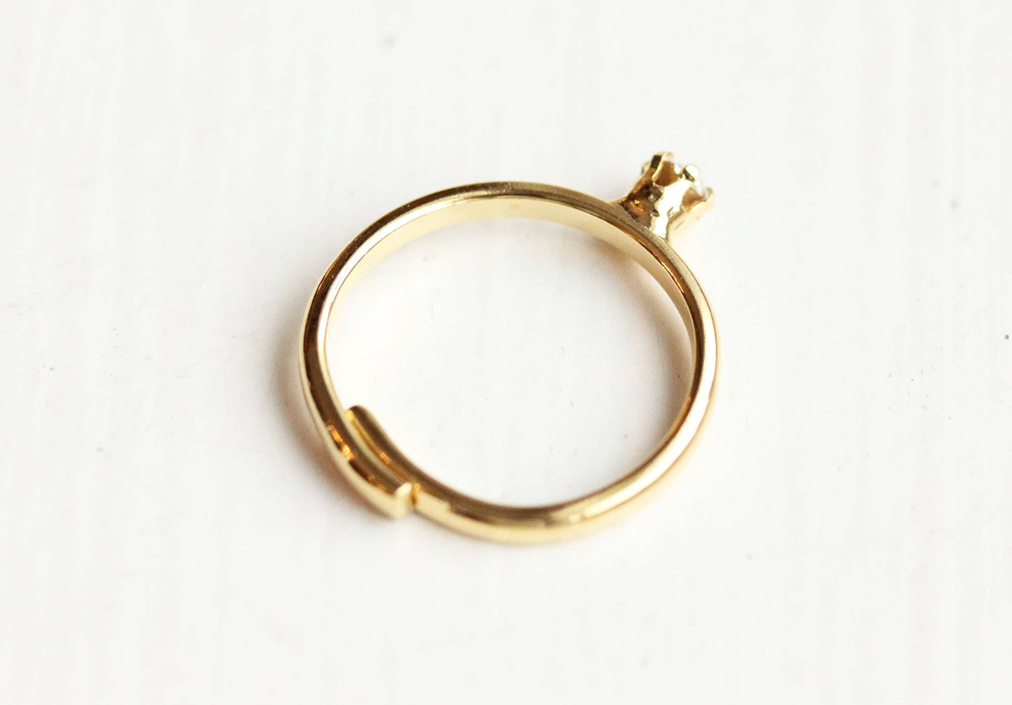 Diament Jewelry - Wholesale Single Stone/Solitaire Ring - Gold Crystal Ring1