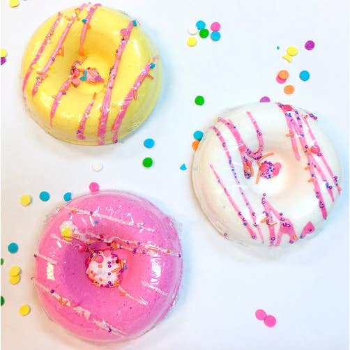 Kinsey Kakes Bath - Wholesale Bath Bomb/Fizz - Donut Disturb Berry Cream Bath Bomb