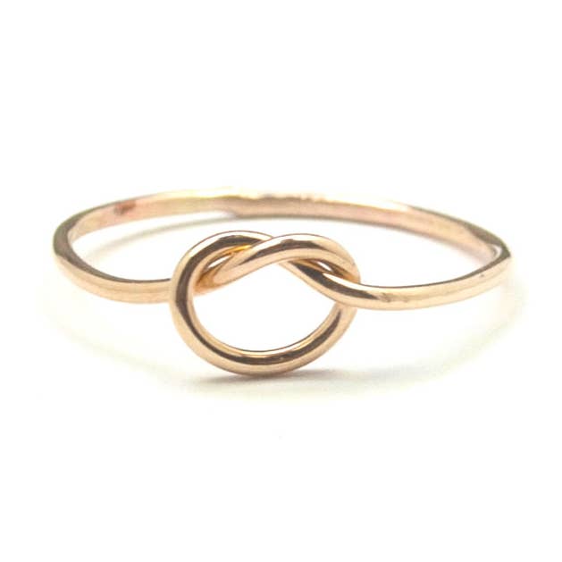 Minimal Lovers Knot Stapelring für den Großhandel von Favor Jewelry