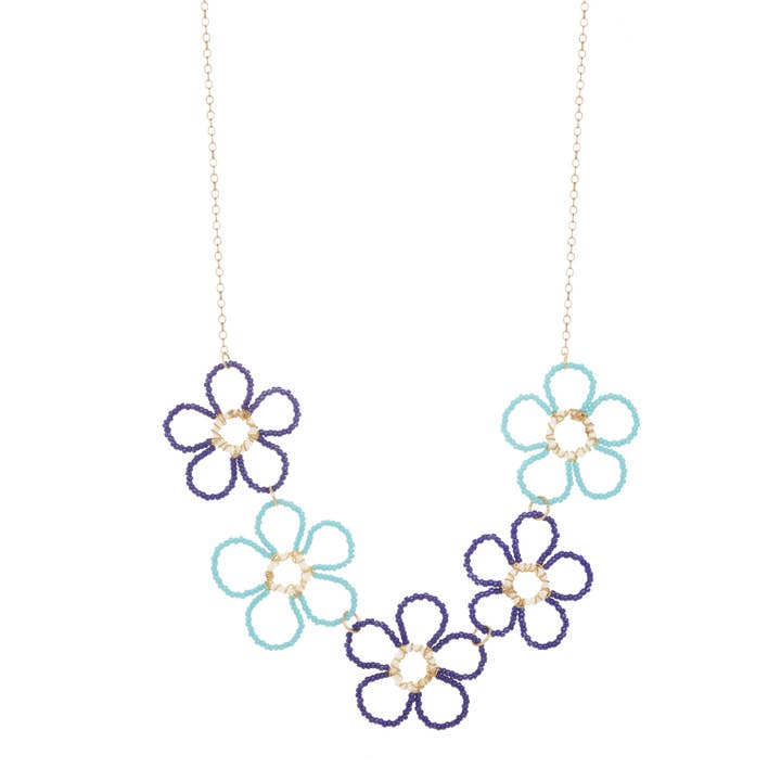 Collana con bavaglino con fiore di perline per la vendita all'ingrosso da parte di Anne Woodman Jewelry Design