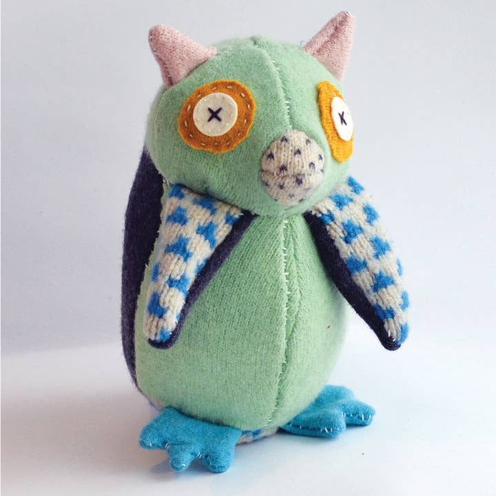 Cate and Levi - Wholesale DIY Craft Kit - Kids - Owl Stuffed Animal DIY Sewing Kit | Reclaimed Wool1