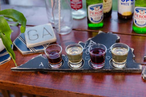 Grace Graffiti - Wholesale Drinking Glass/Cup - State Chalkboard Wooden Flight with Set of 4 Glasses4