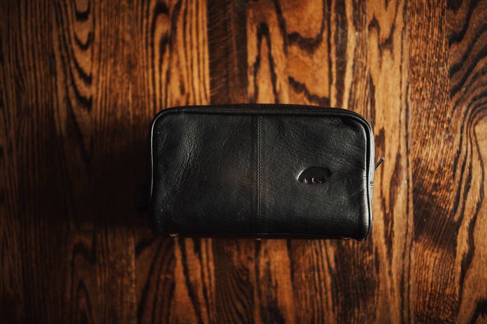 Kodiak Leather - Wholesale Toiletry Bag - Men's - Buffalo Leather Dopp8