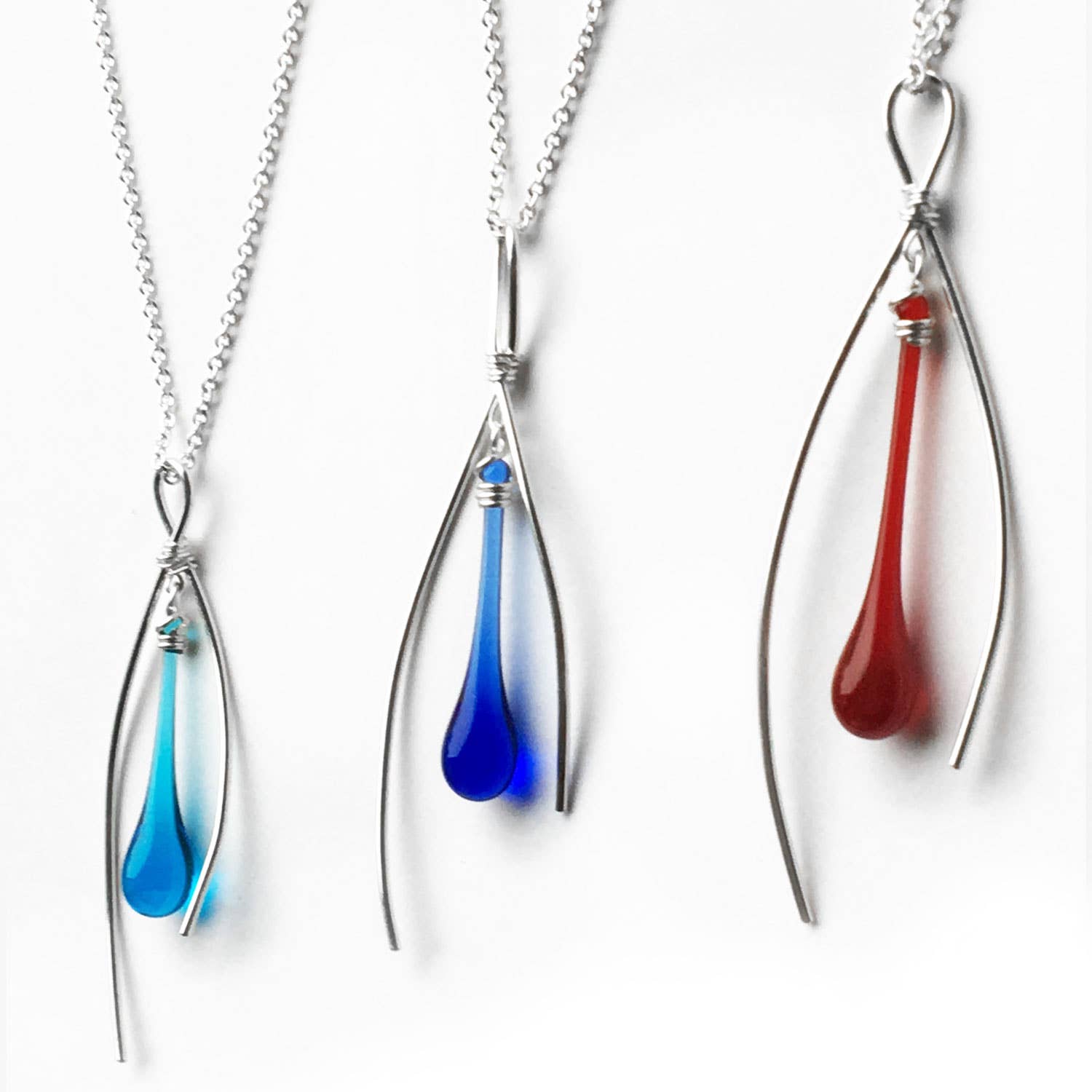 Sundrop Jewelry - Wholesale Pendant/Charm Necklace - Inner Spark Glass and Silver Pendant Necklace2