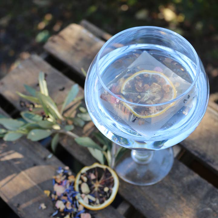 Oxi-Gin - Wholesale Cocktail Mix/Syrup - Atomic Peach Botanical Infusions0