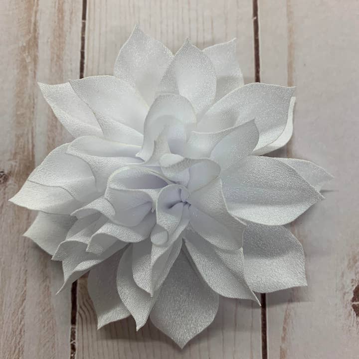 Rachel's Ribbons - Wholesale Hair Clip - Kids - Lily Flower Clip - Large